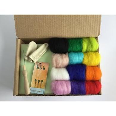 MIUSIE 26 Colors Felting Wool Soft Wool Fibre Roving Wool for Needle  Felting and Handcraft DIY Doll Suitable for Women Beginner