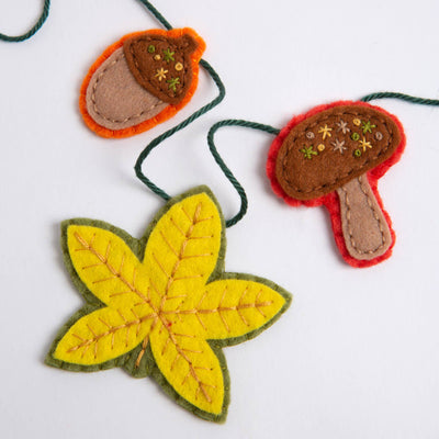 Autumn Garland Felt Craft Kit-Felt Craft-Hawthorn Handmade-Acorns & Twigs