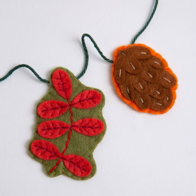 Autumn Garland Felt Craft Kit-Felt Craft-Hawthorn Handmade-Acorns & Twigs