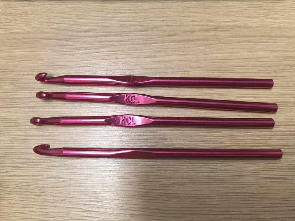 Crochet Hook (Pink) - Keep On Looping GWP-free_gift-Keep On Looping-Acorns &amp; Twigs