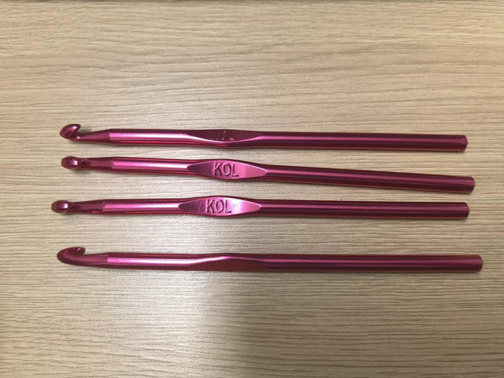Crochet Hook (Pink) - Keep On Looping GWP-free_gift-Keep On Looping-Acorns &amp; Twigs