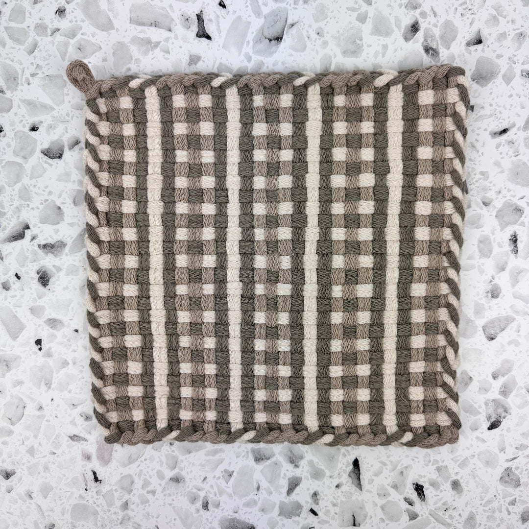 Sculpture Potholder Kit (10")