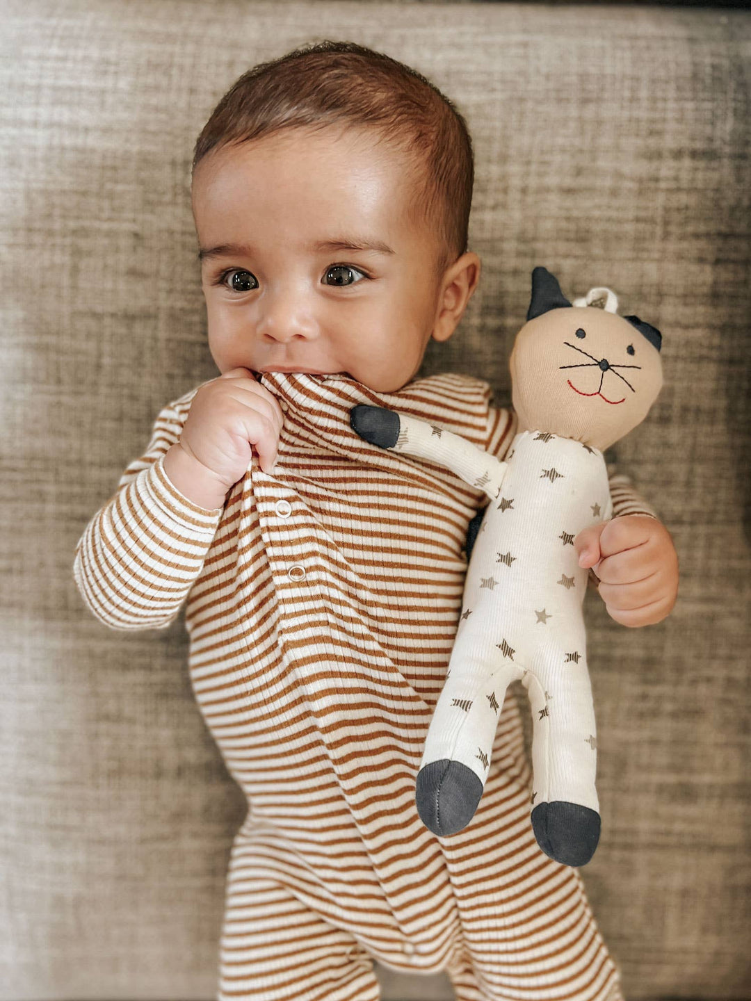 Organic Baby Scrappy Cat Toy-Stuffy-Under the Nile-Acorns &amp; Twigs