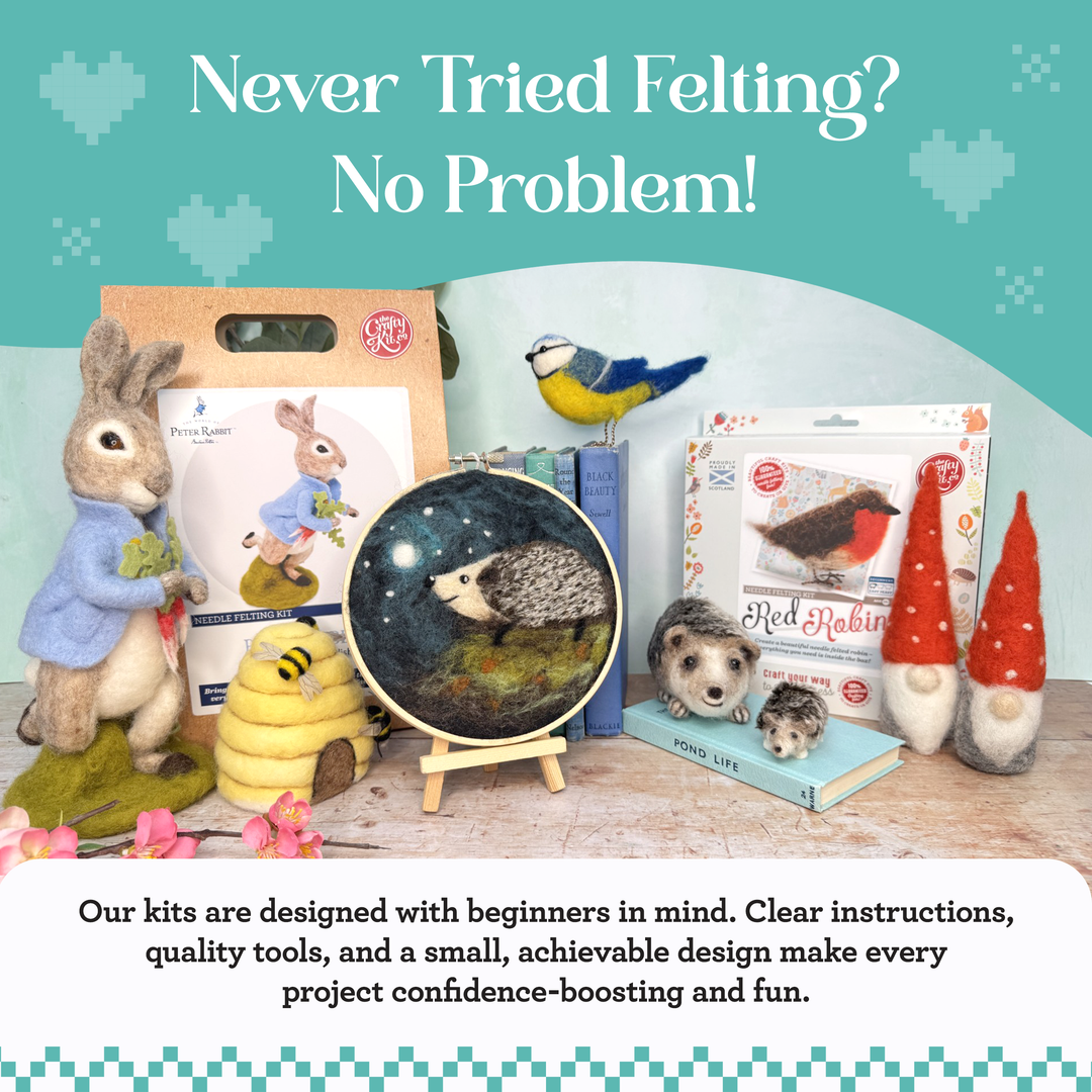 Otters in a Hoop Needle Felting Craft Kit-Needle Felting-The Crafty Kit Company-Acorns &amp; Twigs