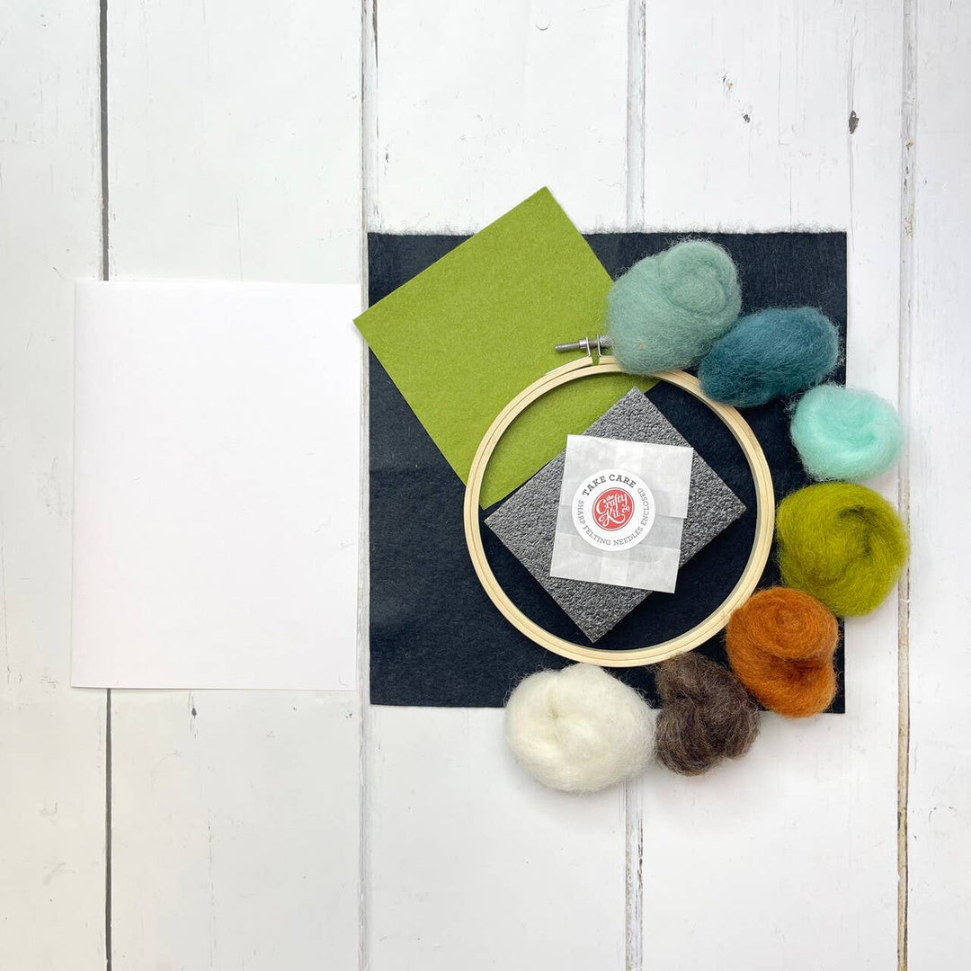 Paint with Wool: Sleepy Fox in a Hoop Needle Felt Craft Kit-Needle Felting-The Crafty Kit Company-Acorns &amp; Twigs