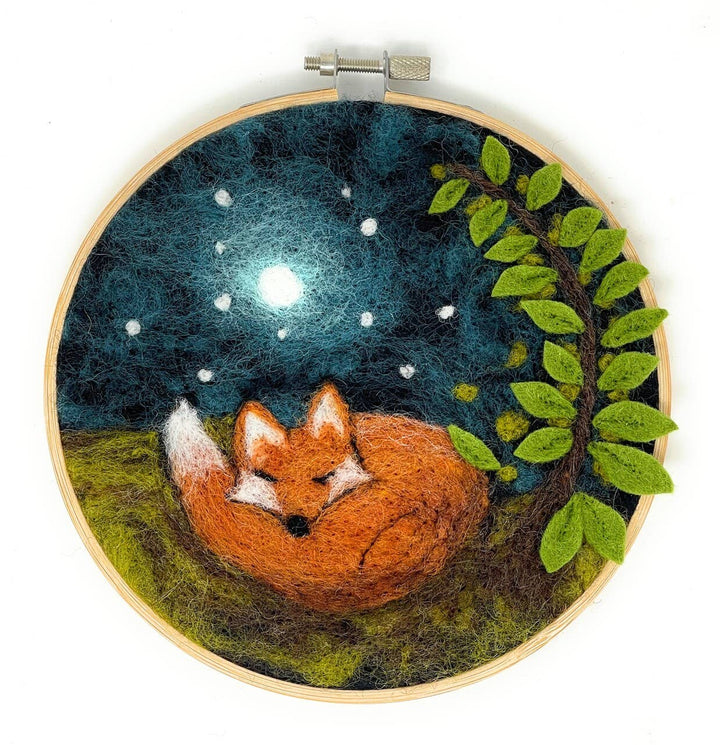Paint with Wool: Sleepy Fox in a Hoop Needle Felt Craft Kit-Needle Felting-The Crafty Kit Company-Acorns &amp; Twigs