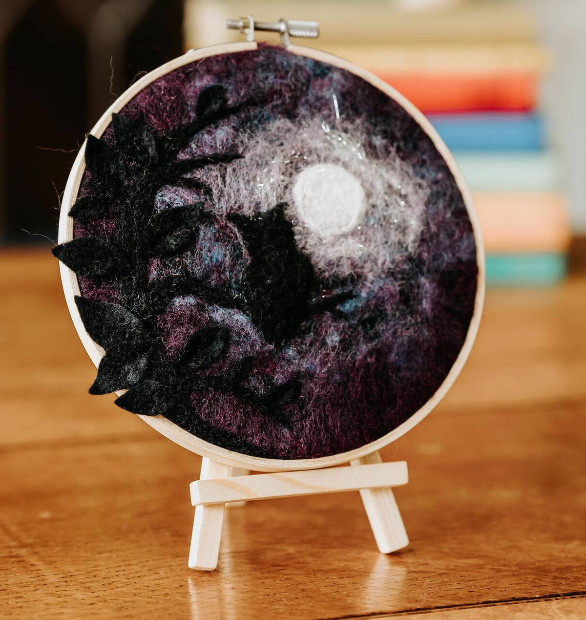 Paint with Wool:Wise Old Owl in a Hoop Needle Felt Craft Kit-Needle Felting-The Crafty Kit Company-Acorns & Twigs