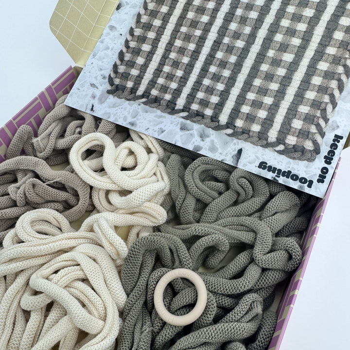 Sculpture Potholder Kit (10")