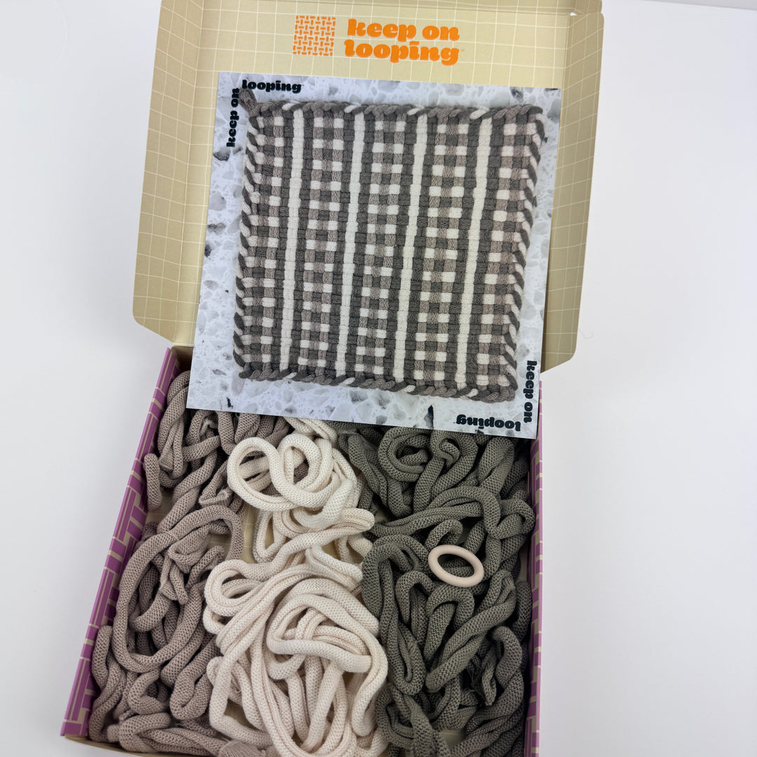 Sculpture Potholder Kit (10")