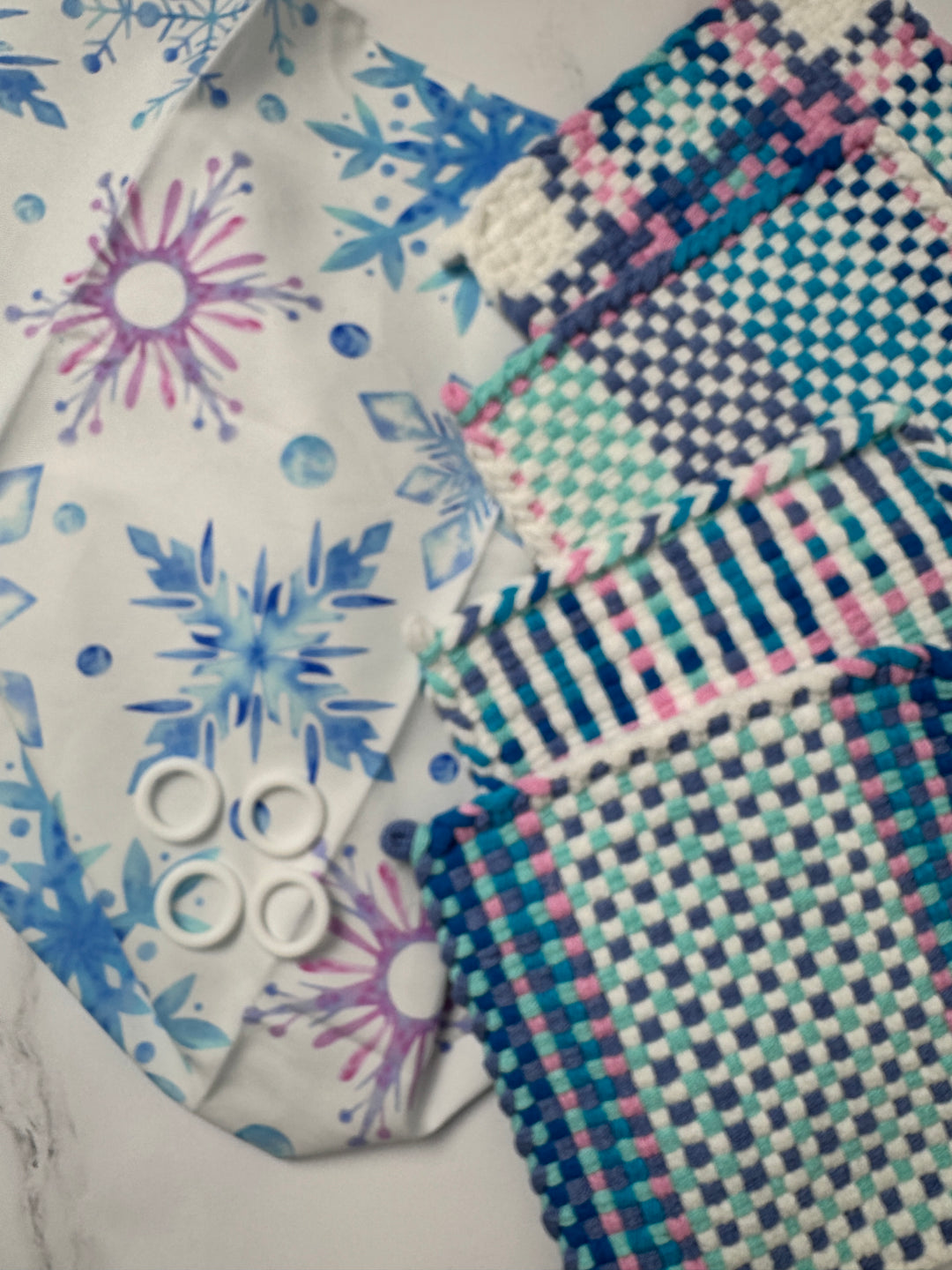 Snowflakes Tea Towel-Potholder weaving-Keep On Looping-Acorns &amp; Twigs