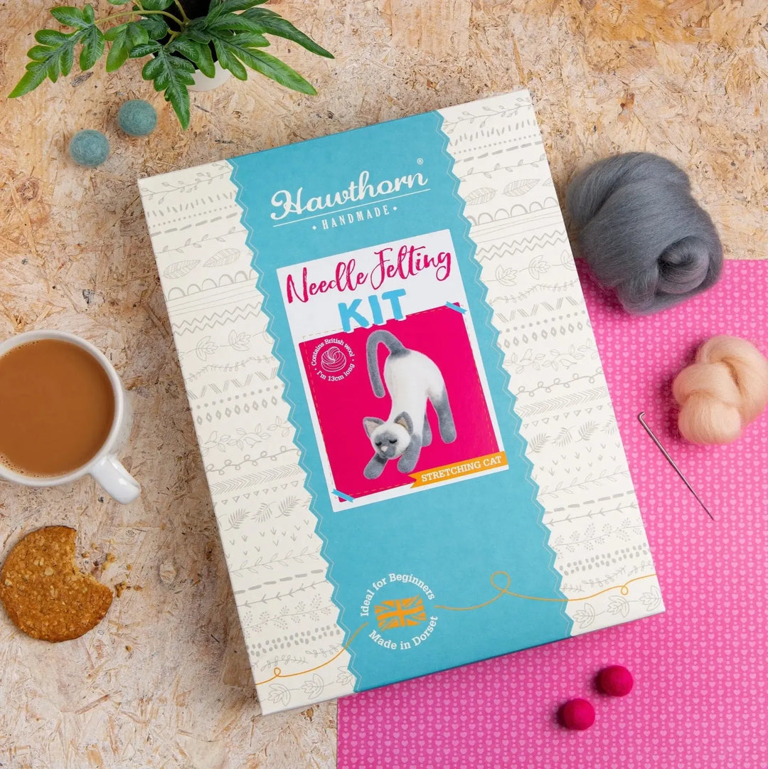 Stretching Cat Needle Felting Kit-Needle Felting-Hawthorn Handmade-Acorns &amp; Twigs