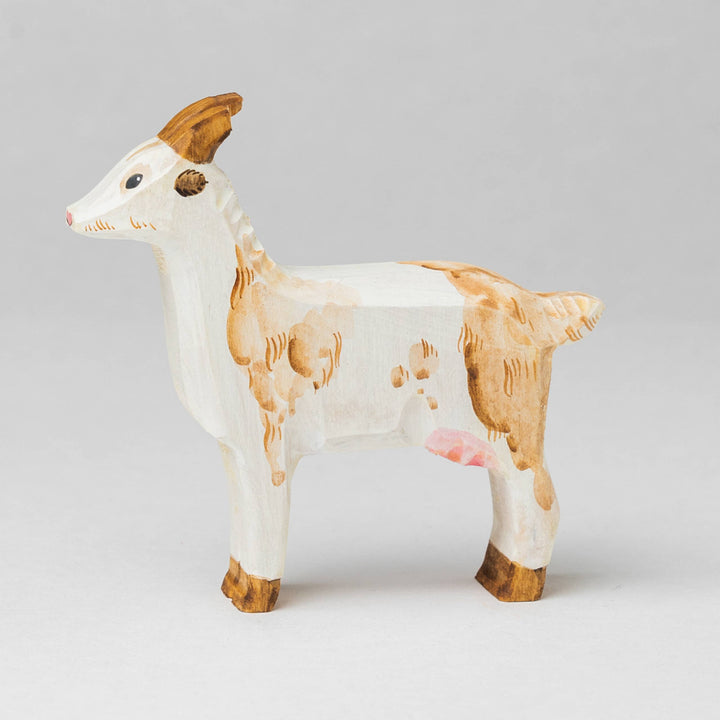 Wooden Farm Animals: Set-PoppyBabyCo-Acorns &amp; Twigs