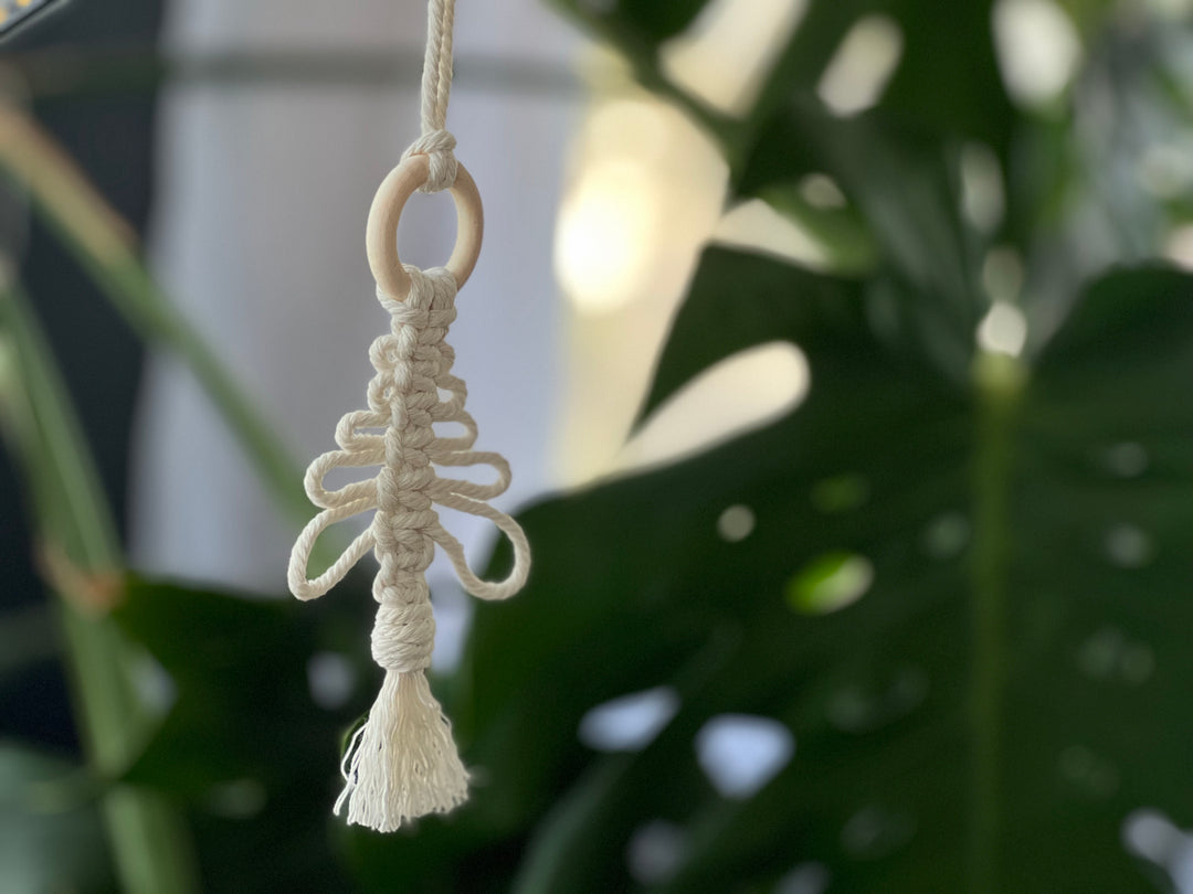 Macrame Tree Ornament Class