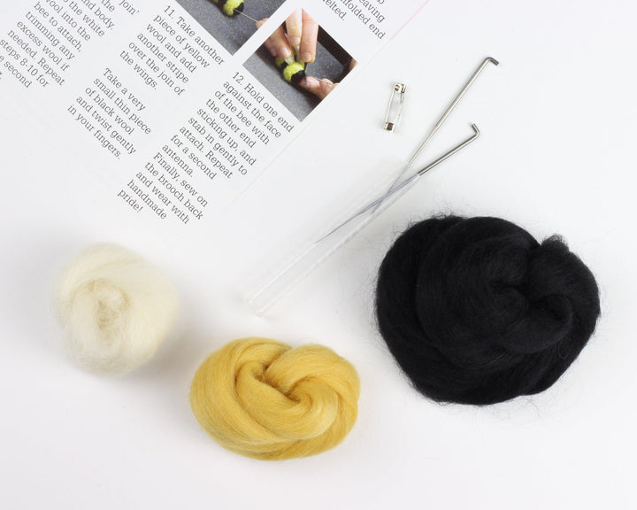 Bee Brooch Needle Felting Kit-Needle Felting-Hawthorn Handmade-Acorns &amp; Twigs