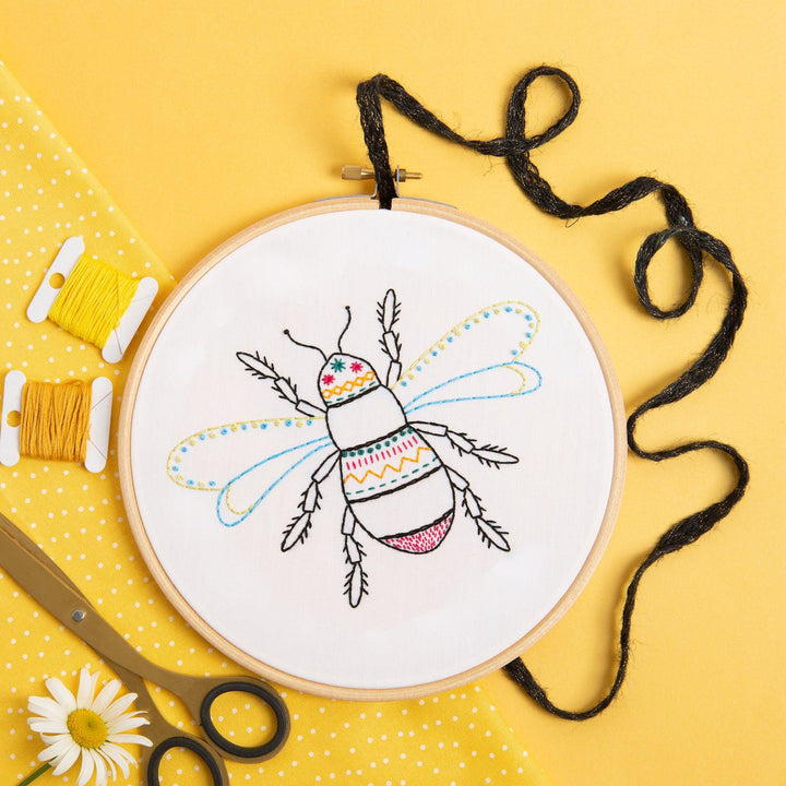 Bee Embroidery Kit-Embroidery-Hawthorn Handmade-Acorns &amp; Twigs