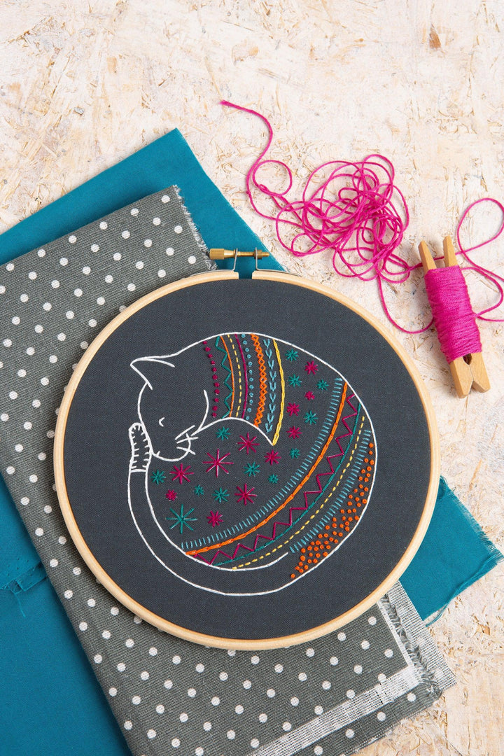 Black Cat Embroidery Kit-Embroidery-Hawthorn Handmade-Acorns &amp; Twigs