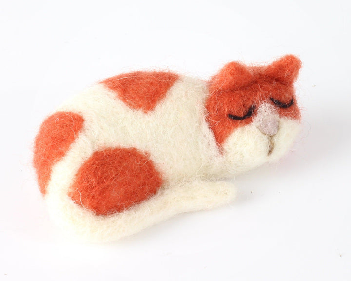 Cat Brooch Needle Felting Kit-Needle Felting-Hawthorn Handmade-Acorns &amp; Twigs