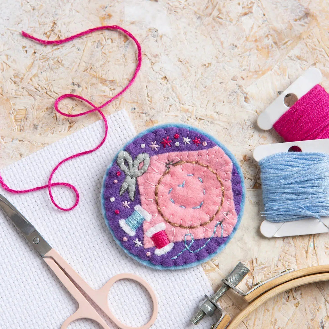 Embroidery - Felt Craft Brooch Kit-Felt Craft-Hawthorn Handmade-Acorns &amp; Twigs