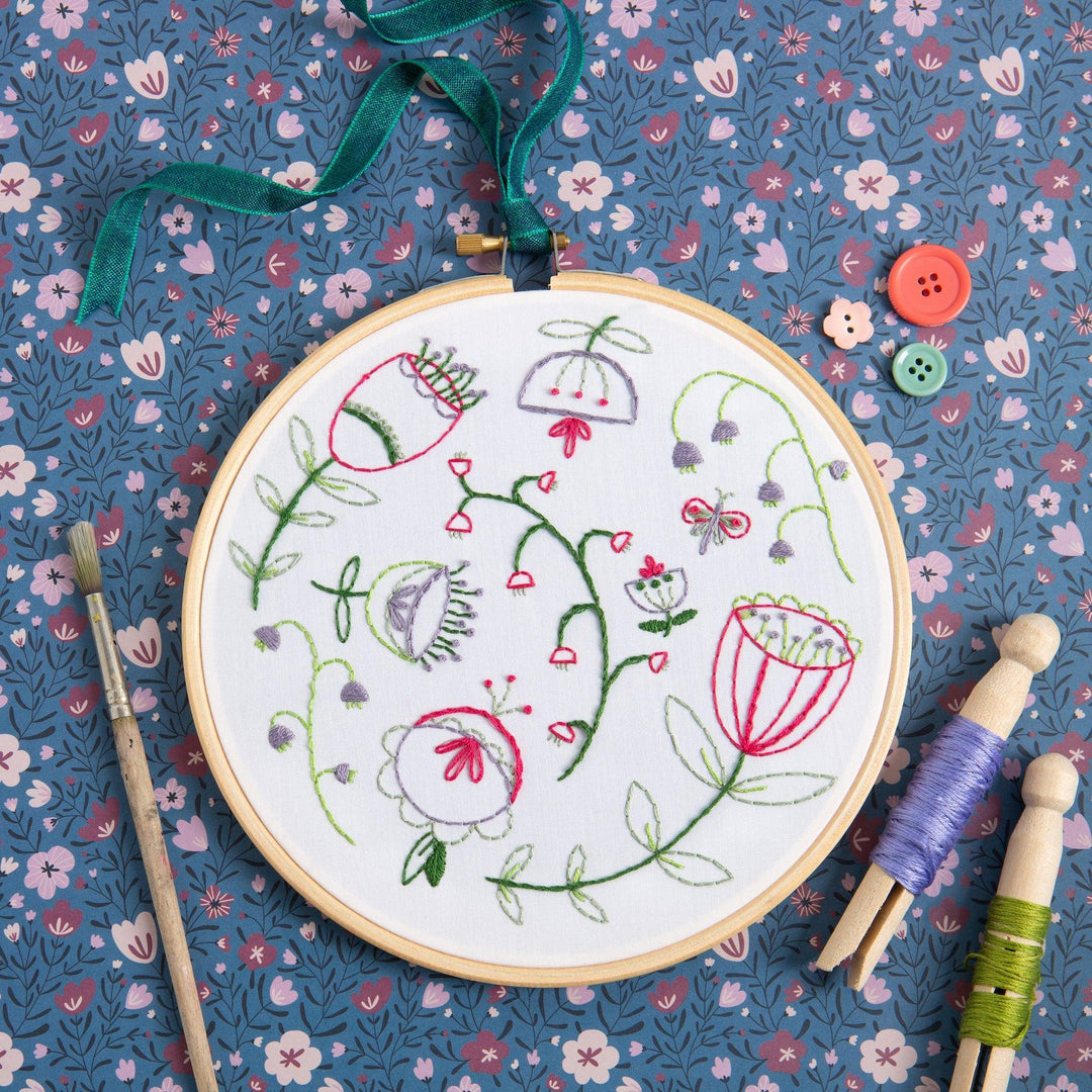 Folk Blossom Embroidery Kit-Embroidery-Hawthorn Handmade-Acorns &amp; Twigs