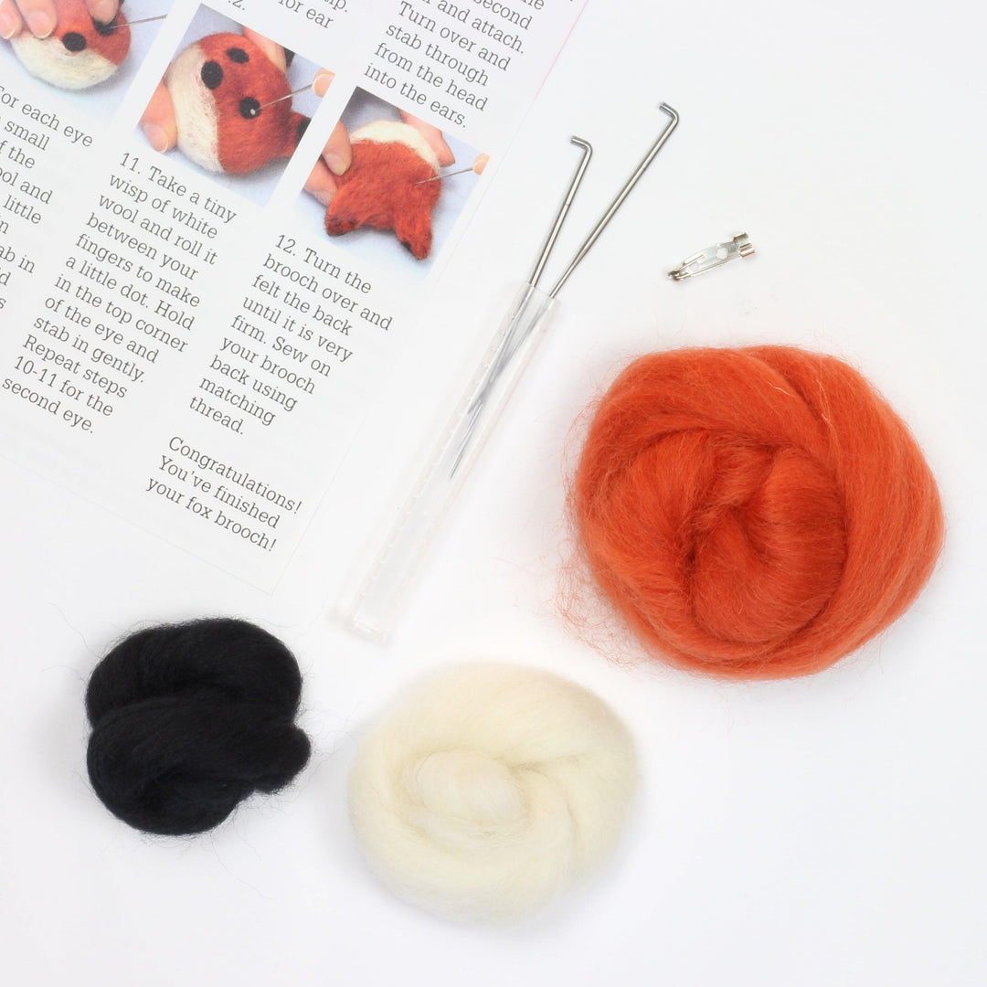 Fox Brooch Felting Kit-Needle Felting-Hawthorn Handmade-Acorns &amp; Twigs