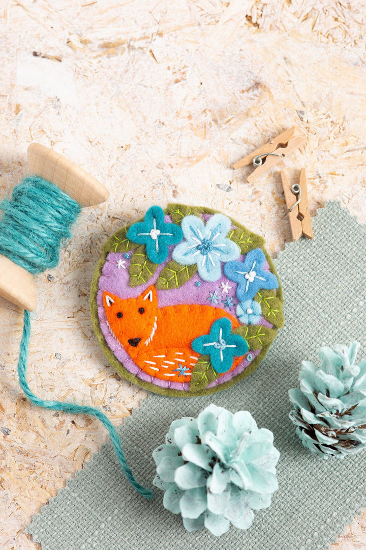 Fox Felt Craft Kit (Brooch)-Felt Craft-Hawthorn Handmade-Acorns &amp; Twigs