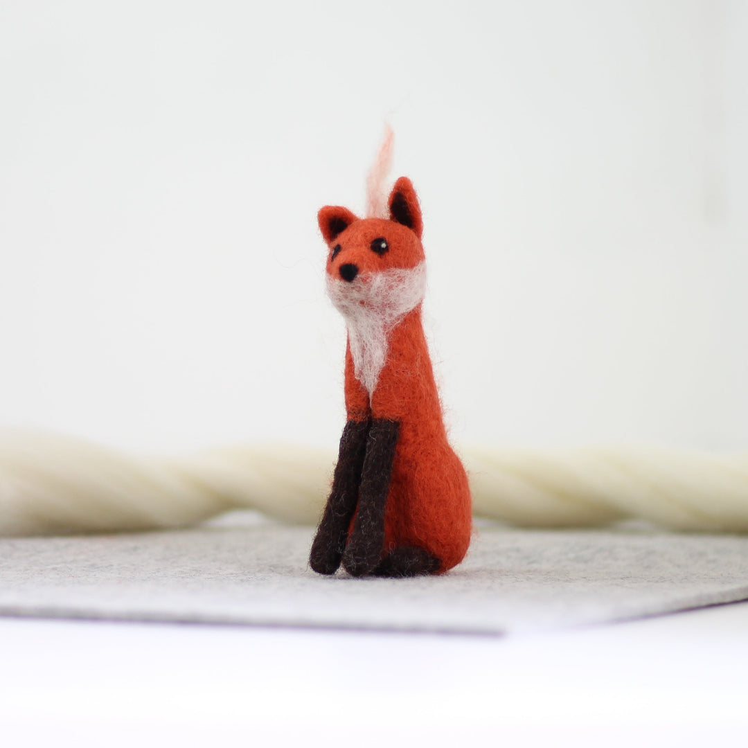 Fox Needle Felting Kit-Needle Felting-Hawthorn Handmade-Acorns &amp; Twigs