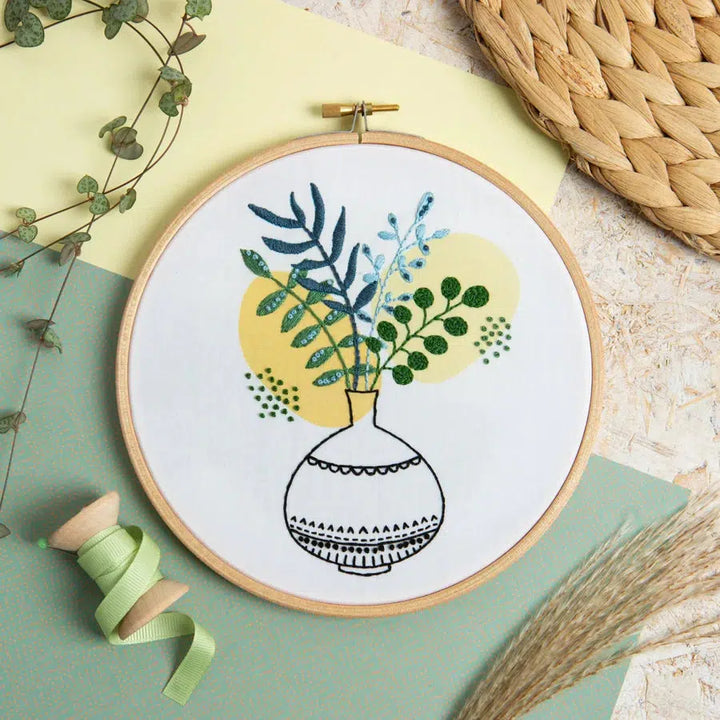 Green Fingers Embroidery Kit-Embroidery-Hawthorn Handmade-Acorns &amp; Twigs