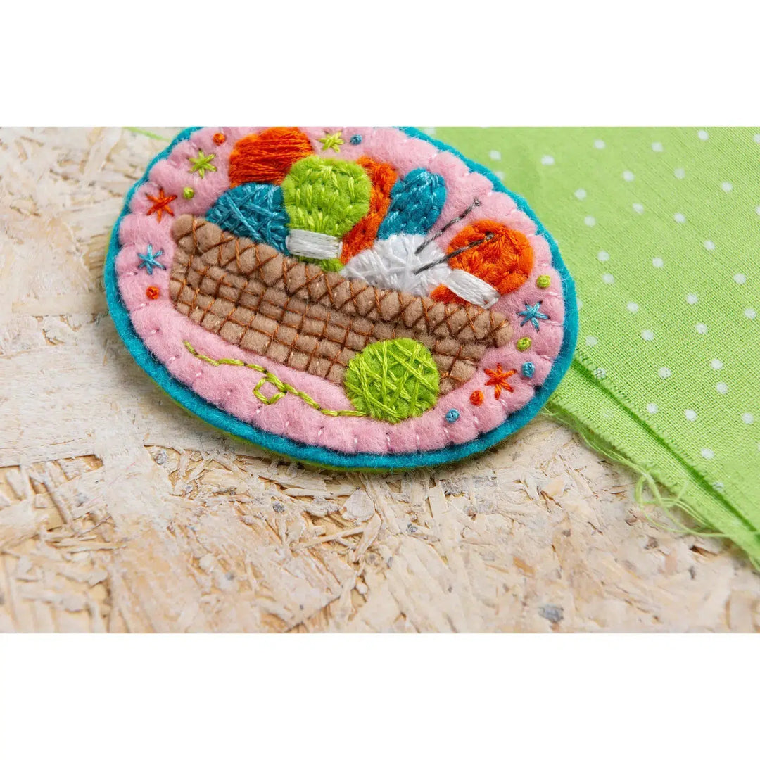 Knitting Basket - Felt Craft Brooch Kit-Felt Craft-Hawthorn Handmade-Acorns &amp; Twigs