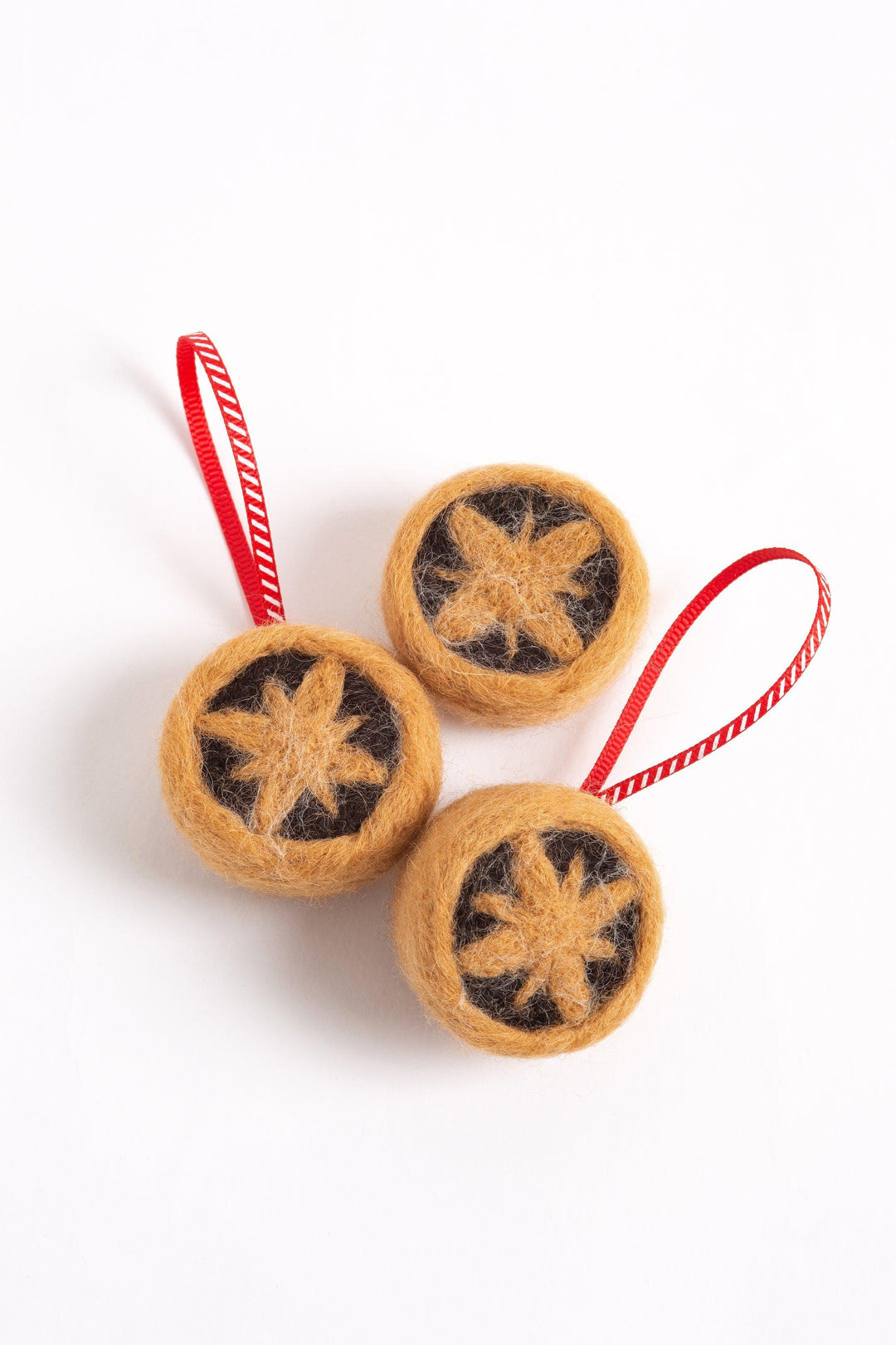 Mince Pies Mini Needle Felting Kit-Needle Felting-Hawthorn Handmade-Acorns &amp; Twigs