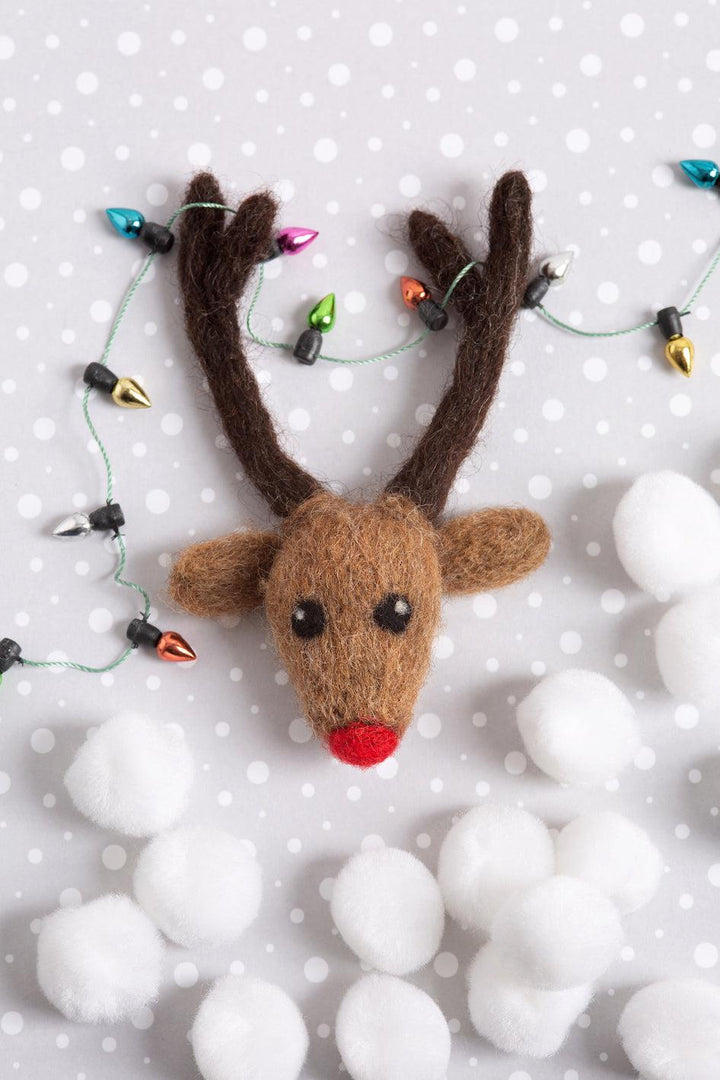 Rudolph Brooch Felting Kit-Needle Felting-Hawthorn Handmade-Acorns &amp; Twigs