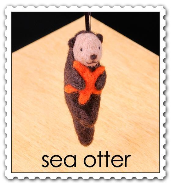 Sea Otter Needle Felting Kit - EASY-Needle Felting-WoolPets-Acorns &amp; Twigs