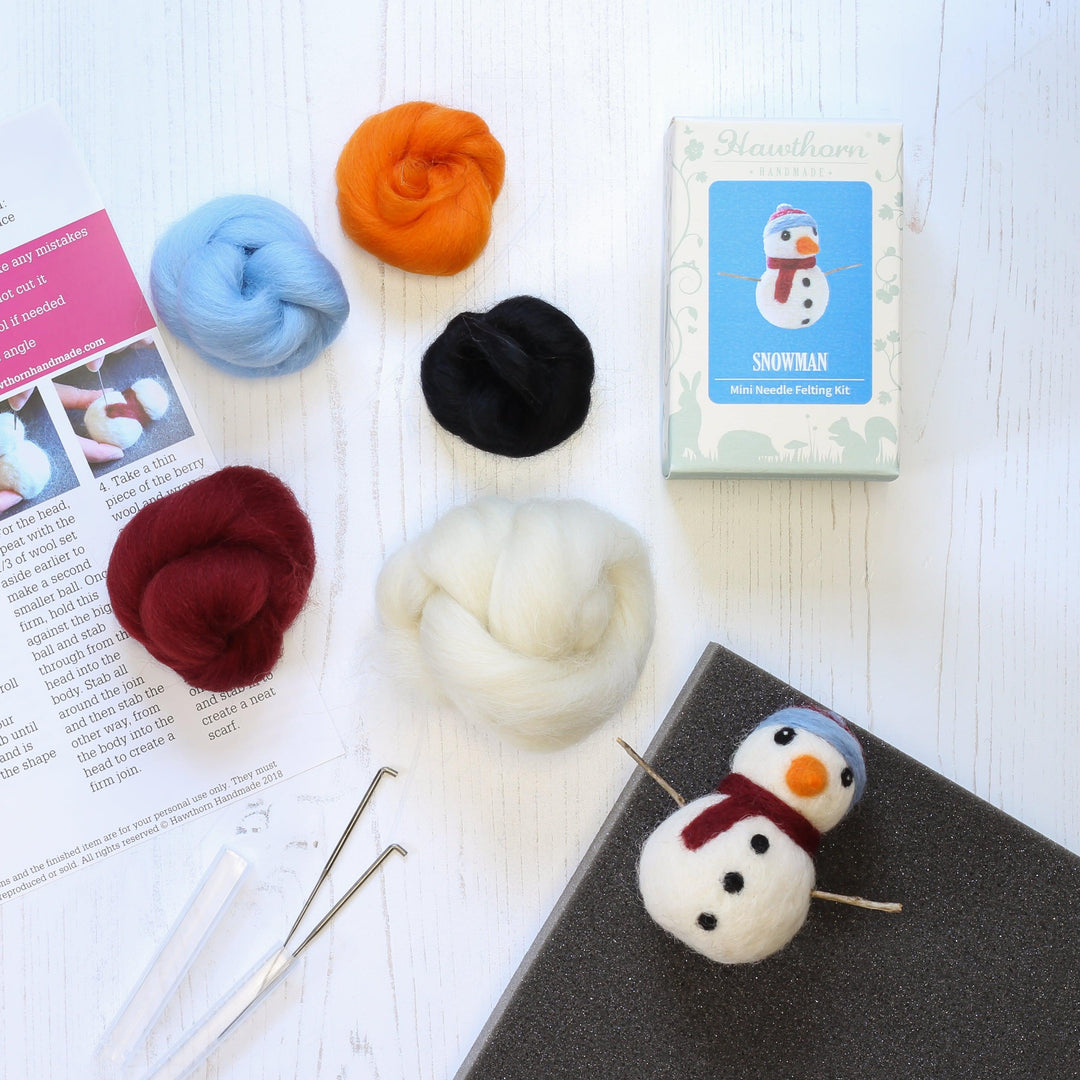 Snowman Mini Needle Felting Kit-Needle Felting-Hawthorn Handmade-Acorns &amp; Twigs
