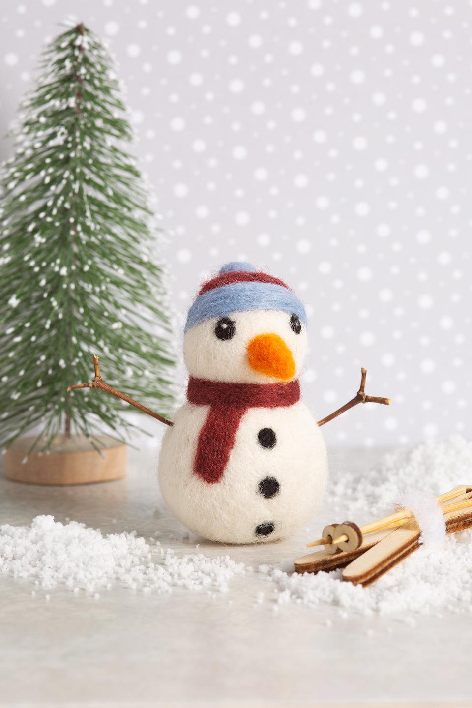 Snowman Mini Needle Felting Kit-Needle Felting-Hawthorn Handmade-Acorns &amp; Twigs