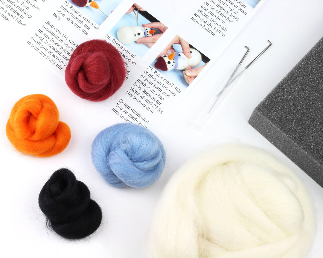 Snowmen Needle Felting Kit-Needle Felting-Hawthorn Handmade-Acorns &amp; Twigs