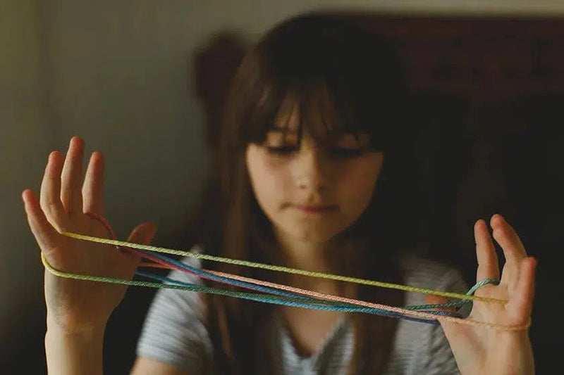 Buy Sarah's Silks Rainbow String Game Online | Acorns & Twigs