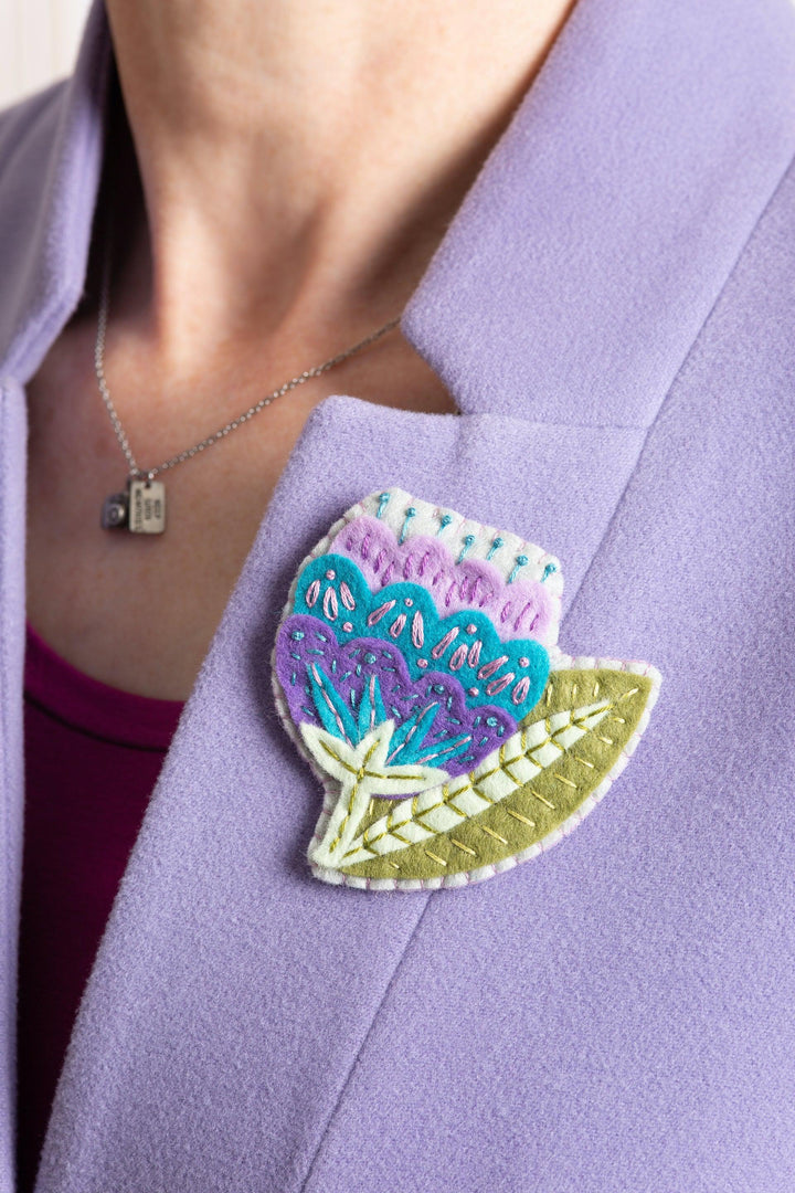 Vita Flower Felt Craft Brooch Kit-Felt Craft-Hawthorn Handmade-Acorns &amp; Twigs