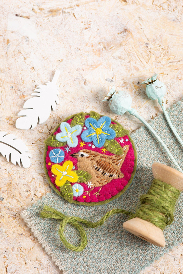 Wren Felt Craft Kit (Brooch)-Felt Craft-Hawthorn Handmade-Acorns &amp; Twigs