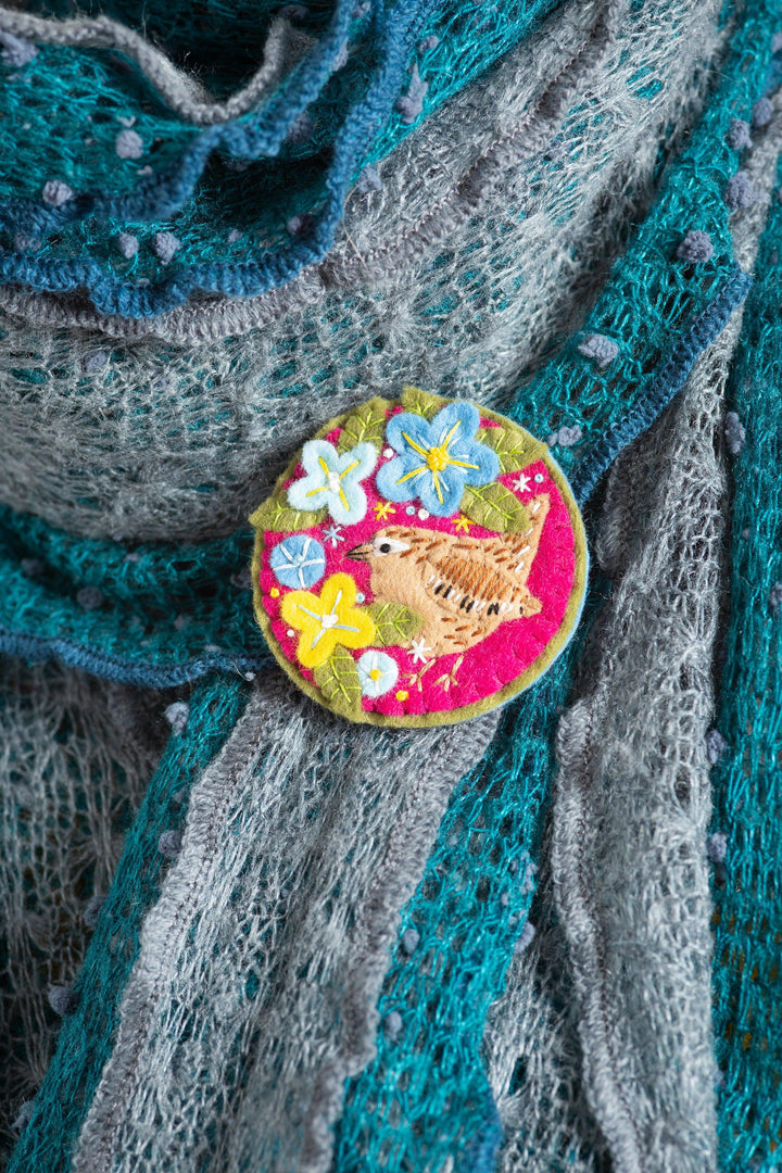 Wren Felt Craft Kit (Brooch)-Felt Craft-Hawthorn Handmade-Acorns &amp; Twigs